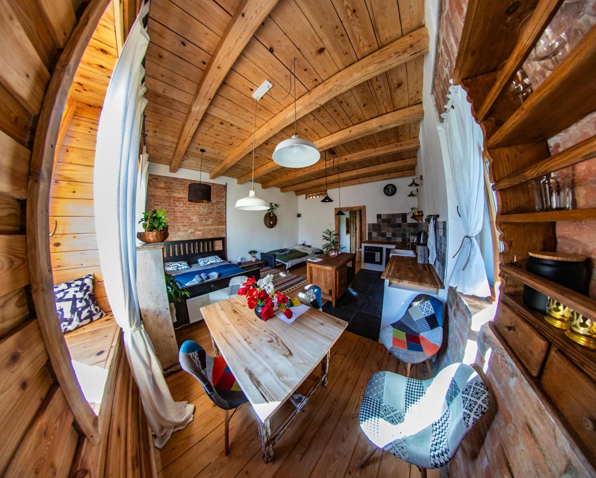 Minifaktura Loft Apartman & Reggelizo Es Etelbar Szokolya Esterno foto