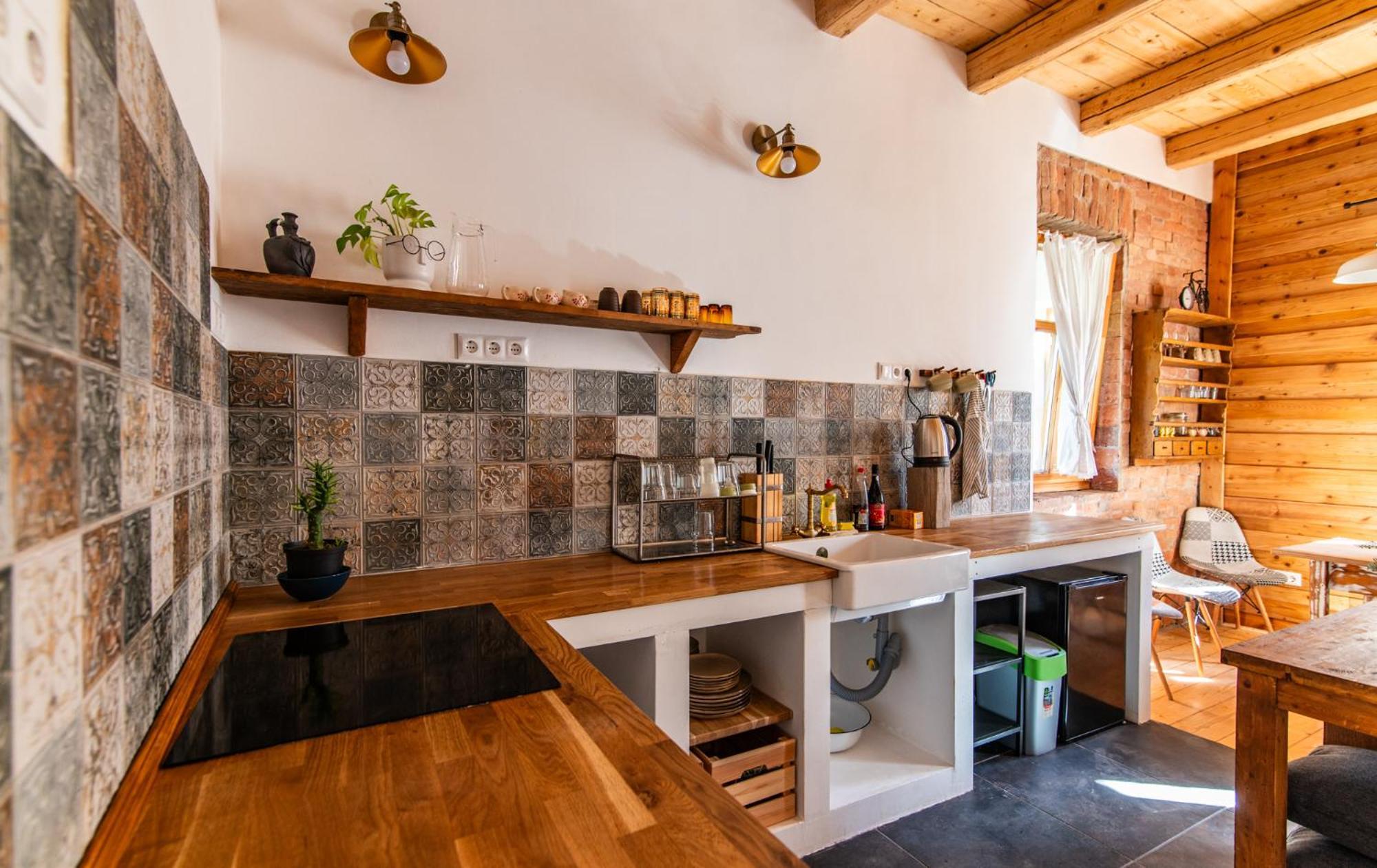 Minifaktura Loft Apartman & Reggelizo Es Etelbar Szokolya Esterno foto